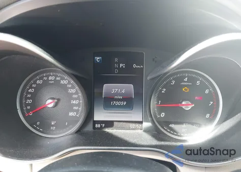 2016 Mercedes-Benz C 300 4Matic/Luxury 4Matic/Sport 4Matic из США, поврежденный, VIN 55SWF4KB1GU128868